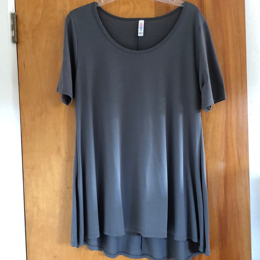 LuLaRoe Perfect T
